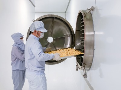 Nuôi con vật to bự gì ngoài biển, nông dân Khánh Hòa đang lo ngay ngáy điều này?